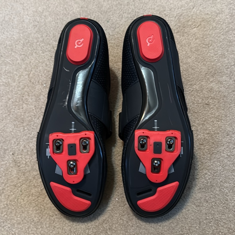 Peloton cycle shoes men’s size 13 - Picture 3 of 3